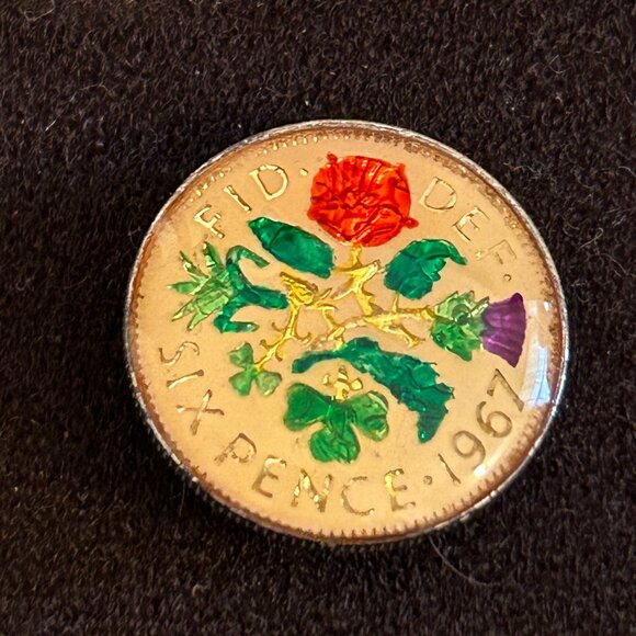 Elizabeth II Six Pence Cufflinks - Picture 2 of 4